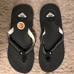 Brand new roxy sandals